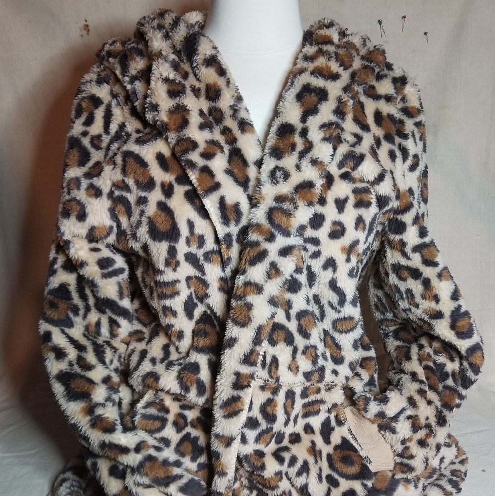 Cozy Leopard Print Hooded Jacket